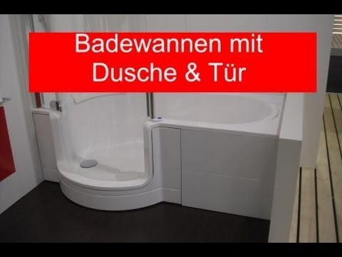 Badewanne mit Dusche und Tür